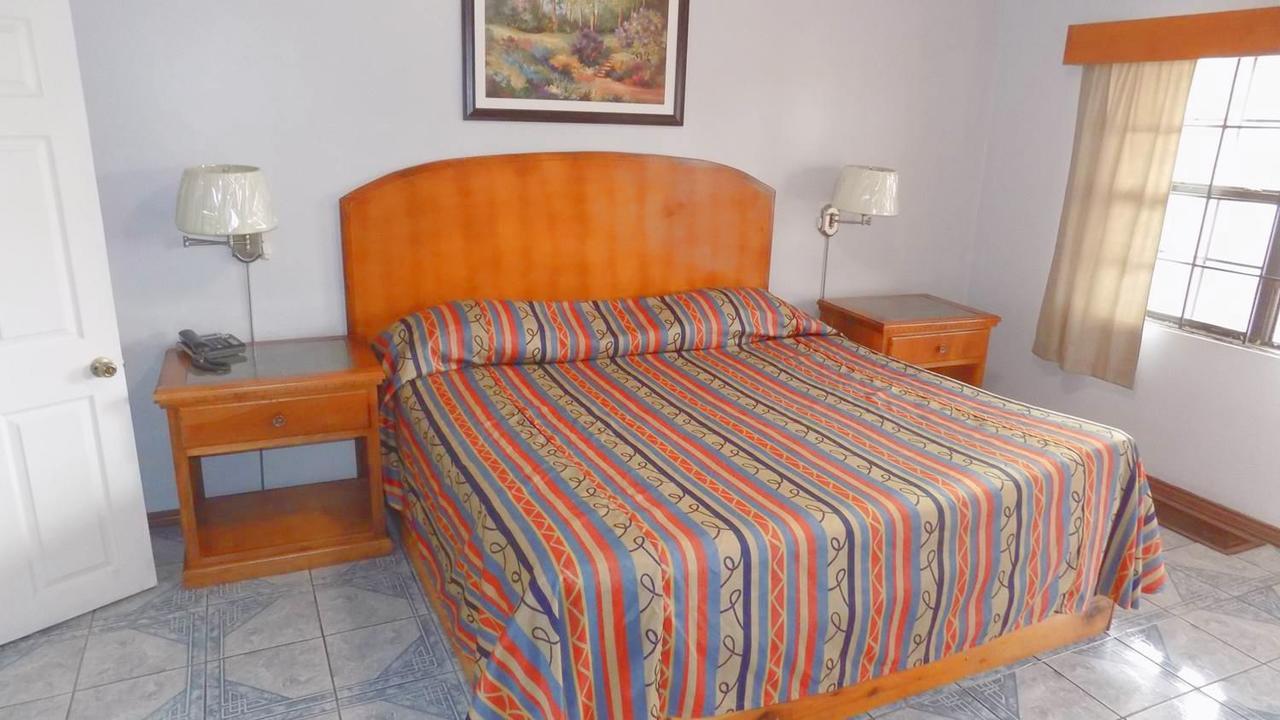 Hotel Del Camino Ciudad Cuauhtemoc  Экстерьер фото