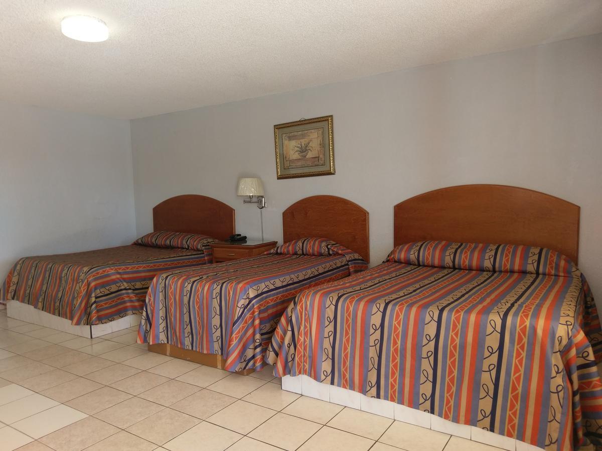 Hotel Del Camino Ciudad Cuauhtemoc  Экстерьер фото